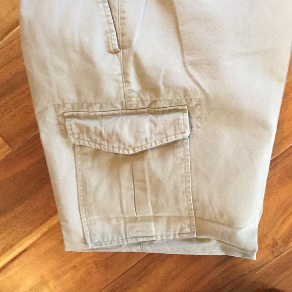 *SALE* Croft & Barrow men’s khaki cargo pant 34x30 - Picture 2 of 9